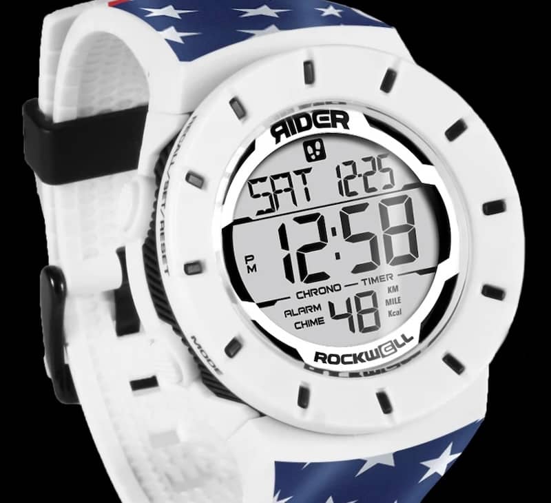 Wearing Two Watches at the Same Time